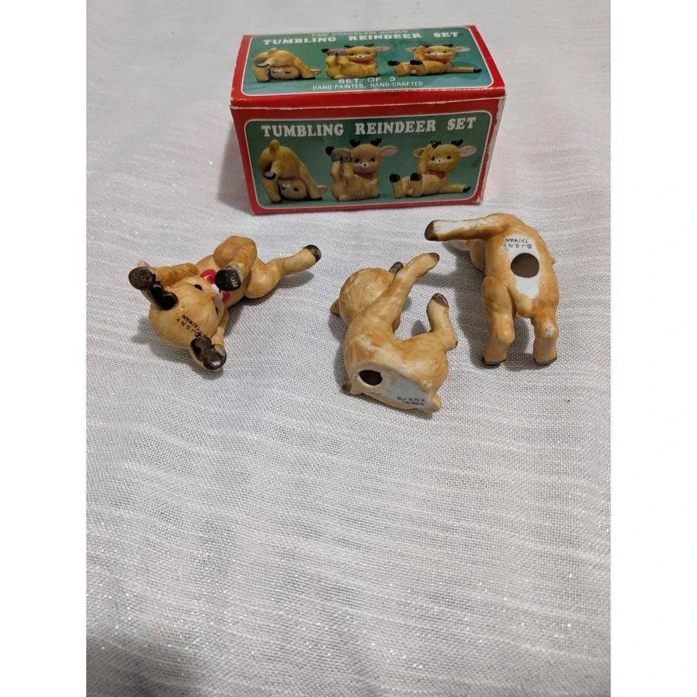 Vintage 1960s JSNY Tumbling Reindeer Set of 3‎ Porcelain Bisque Figurines w/ Box